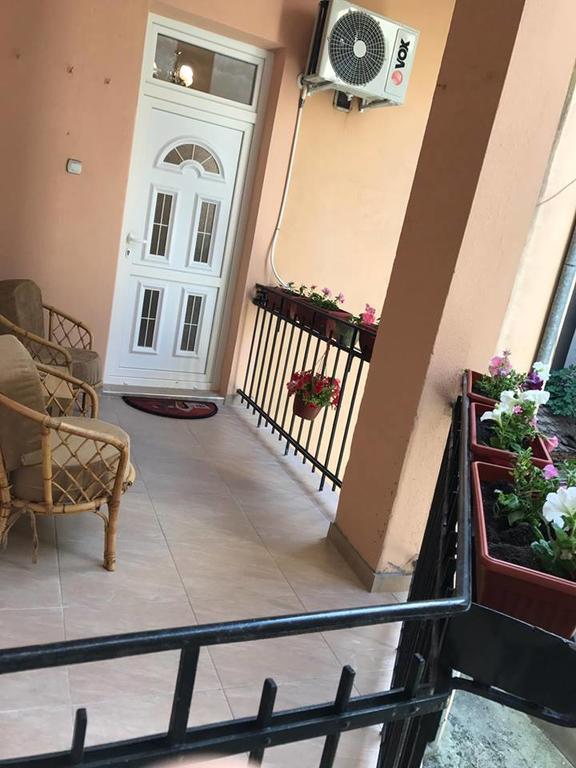 Apartment Charlie Perfect Price Белград Экстерьер фото